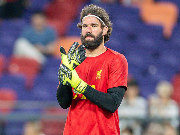 Fenerbahce Intip Peluang Datangkan Alisson Becker dari Liverpool